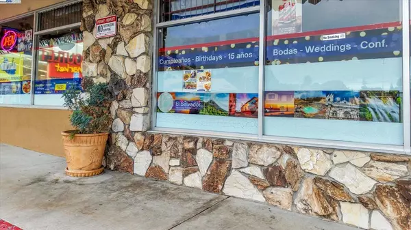 Hayward, CA 94541,22640 Vermont Street