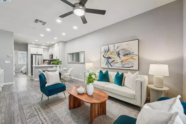 Hayward, CA 94541,640 Mesa Cir