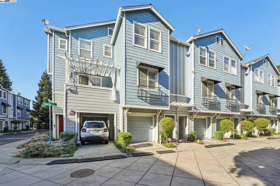 640 Mesa Cir, Hayward, CA 94541