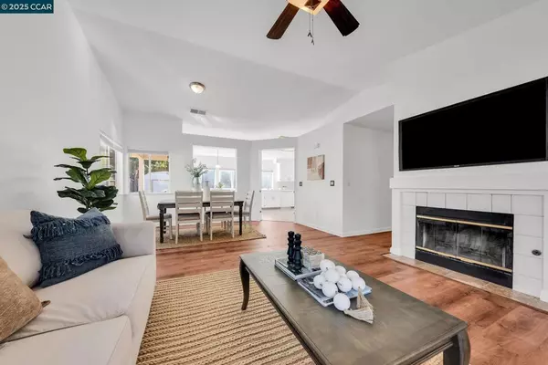 Hollister, CA 95023,1971 Glarner St