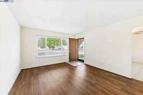 Livermore, CA 94551,5569 Idlewild Ave