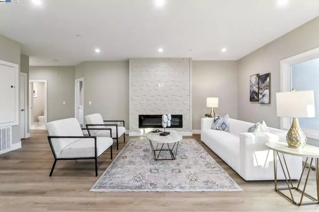 Hayward, CA 94544,265 Berry Avenue