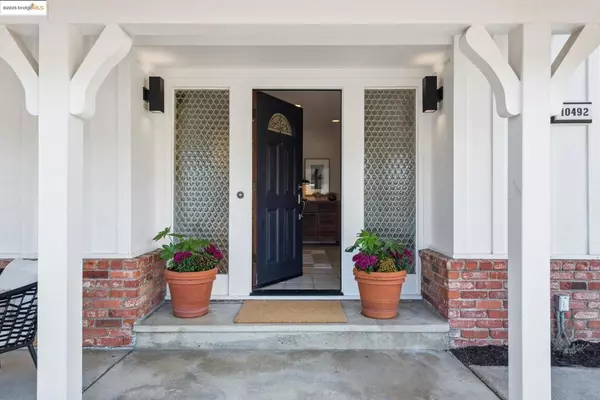 Oakland, CA 94605,10492 Royal Oak Rd