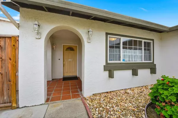 Union City, CA 94587,4475 Queen Anne Dr.