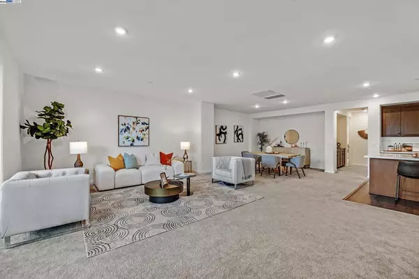 5394 Arnold Rd, Dublin, CA 94568