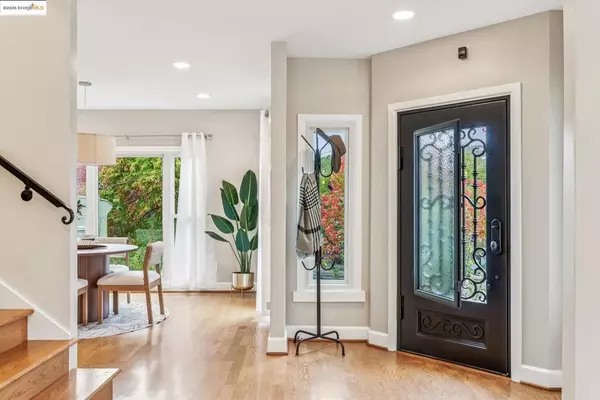 Albany, CA 94706,1498 Posen Ave