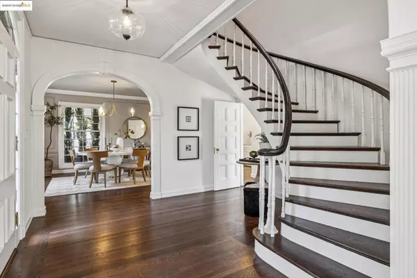 Piedmont, CA 94611,64 Sharon Ave.