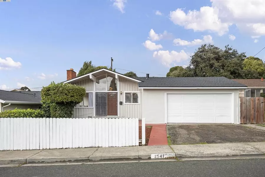 2541 Duke Ave, Richmond, CA 94806