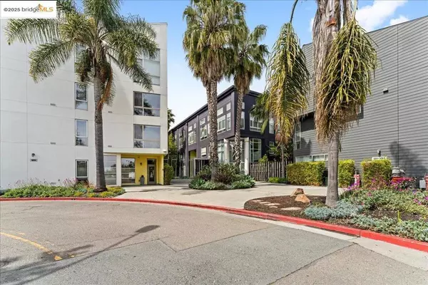 Oakland, CA 94607,1201 Pine St #354