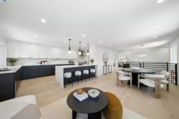 4253 Mirador Dr, Pleasanton, CA 94566