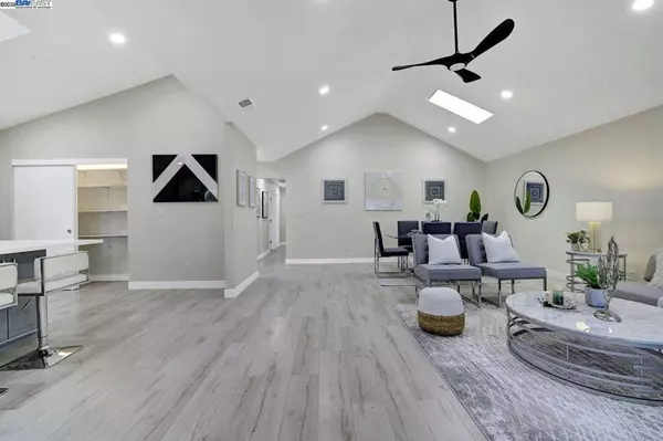 Newark, CA 94560,6140 Mayhews Landing Rd