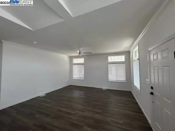 San Leandro, CA 94577,362 Santa Paula