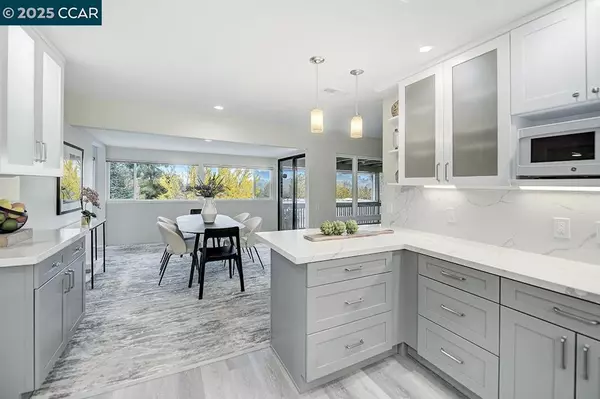 Walnut Creek, CA 94595,2900 Tice Creek Dr #1 & 3