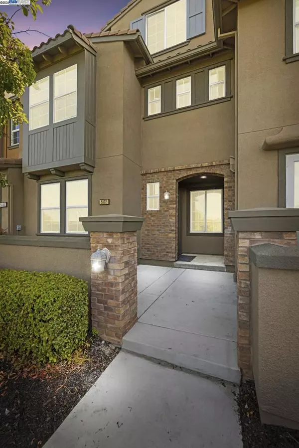 5132 Fioli Loop, San Ramon, CA 94582