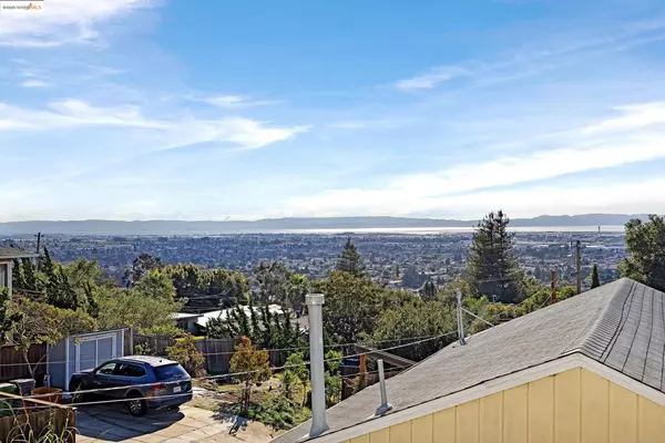 Oakland, CA 94605,7554 Sunkist Dr