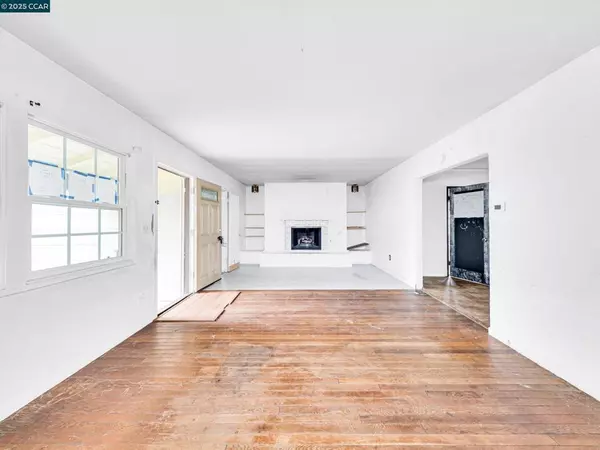 Vallejo, CA 94591,108 Revere St