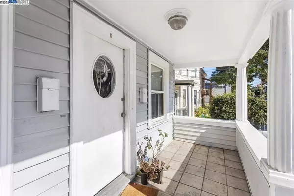 Alameda, CA 94501,629 Santa Clara Ave.