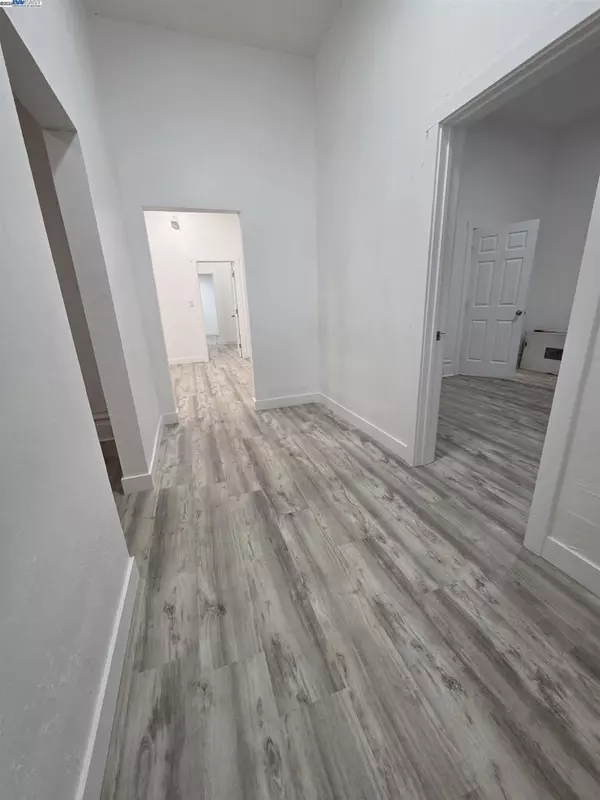 220 E Lodi Ave, Lodi, CA 95240