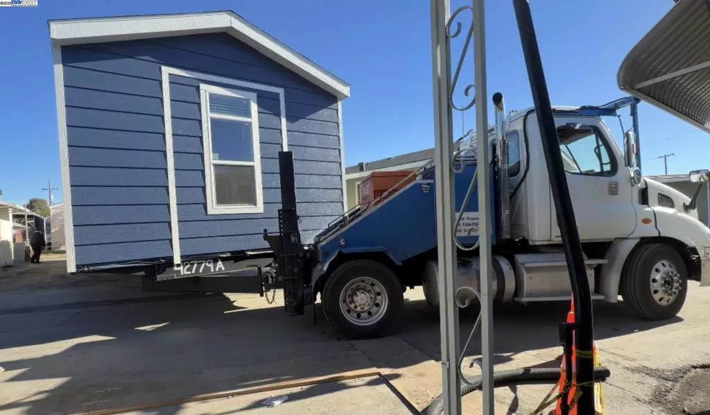 2150 Monterey Rd, San Jose, CA 95112