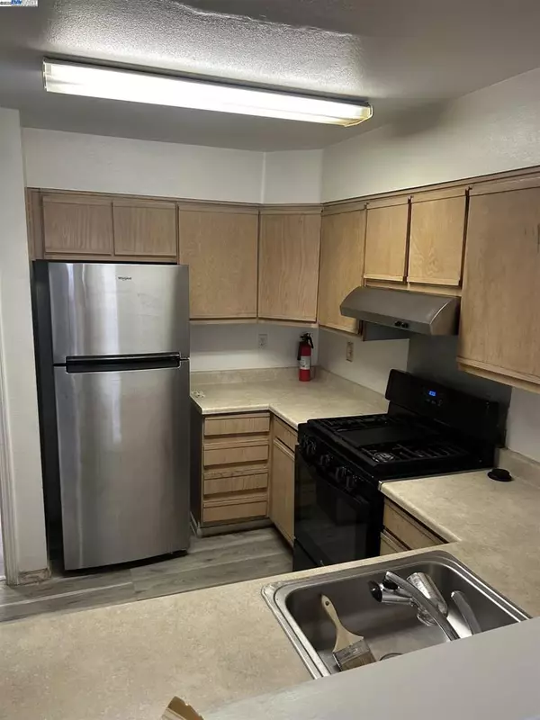 Oakland, CA 94601,1830 Vicksburg Ave