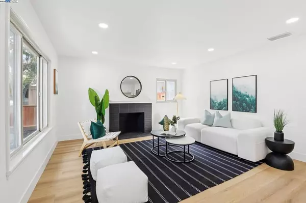 Fremont, CA 94536,38367 Oliver Way