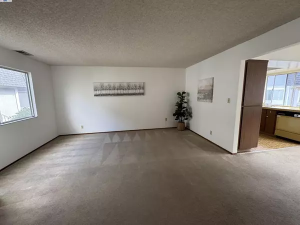 San Leandro, CA 94578,14033 Reed Ave