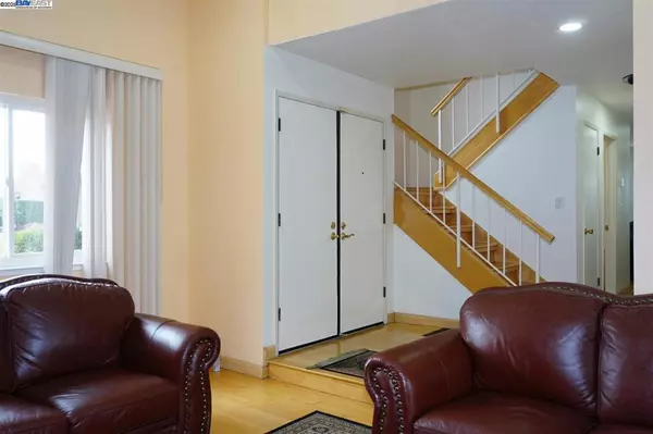 Fremont, CA 94539,236 Ottawa Way