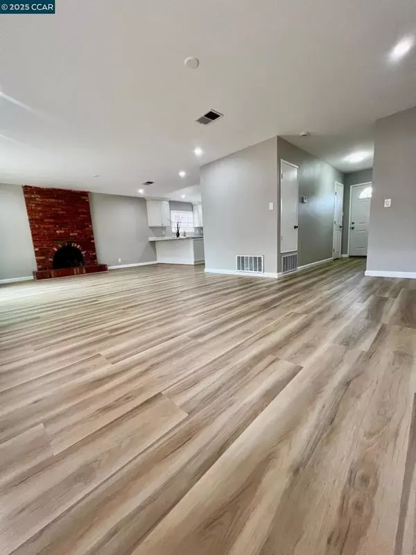 Antioch, CA 94509,2788 Entrada Cir