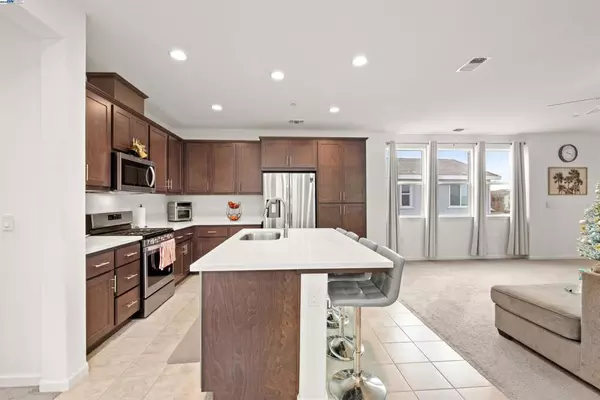 Lathrop, CA 95330,17575 Altair Way