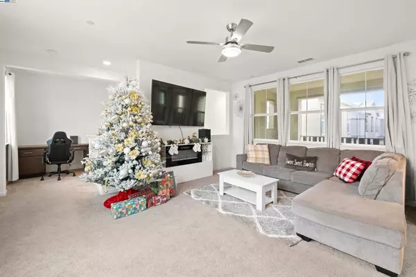 Lathrop, CA 95330,17575 Altair Way