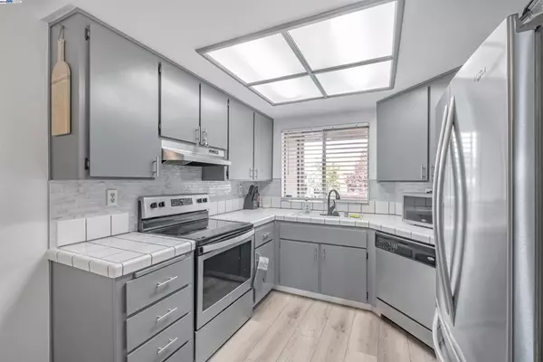 San Leandro, CA 94578,641 Majestic Way #36