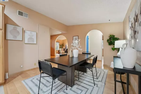 Union City, CA 94587,4942 Rocklin Dr