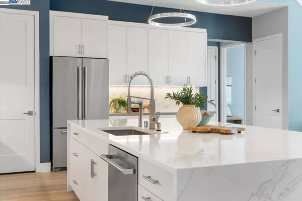 Fremont, CA 94539,2250 Kilowatt Way #409