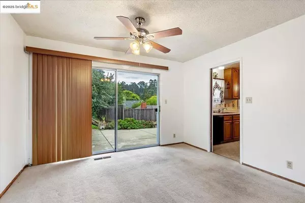 Oakland, CA 94605,4704 Scotia Ave