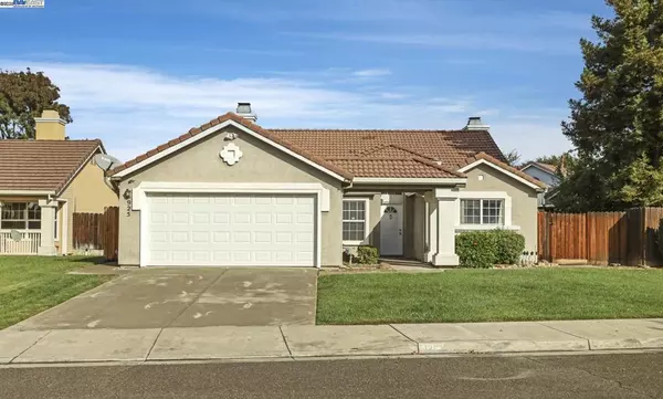 925 Gotland Ct, Tracy, CA 95376