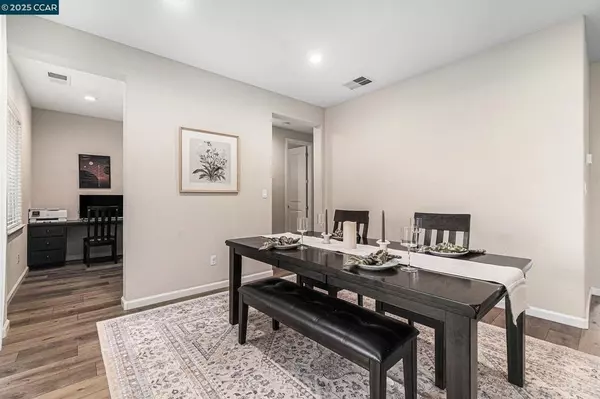 Oakley, CA 94561,208 Littleton St