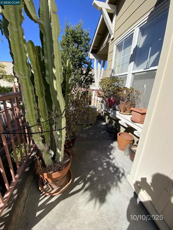 Oakland, CA 94603,1622 Tucker St #66