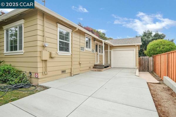 Martinez, CA 94553,1830 Pine Street