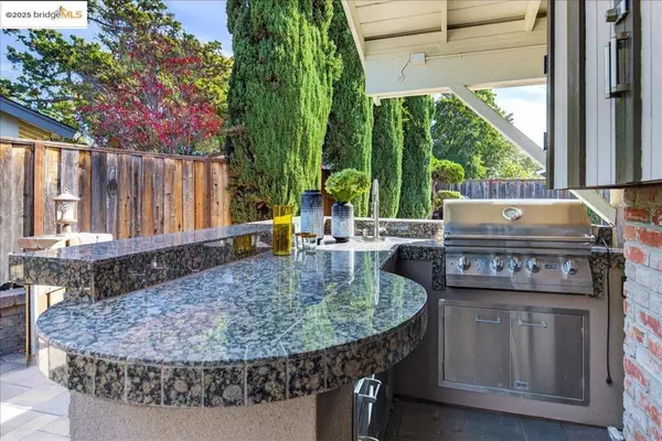 Concord, CA 94519,3862 Walnut Ave