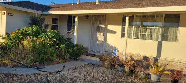 26772 Peterman Ave, Hayward, CA 94545