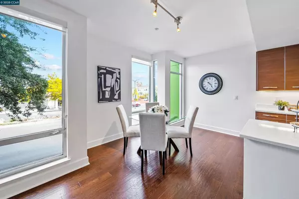 555 Ygnacio Valley Rd #204, Walnut Creek, CA 94596