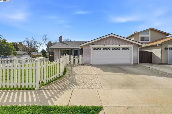 Fremont, CA 94555,34319 Chester Ct