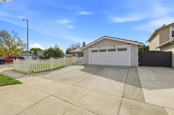 Fremont, CA 94555,34319 Chester Ct