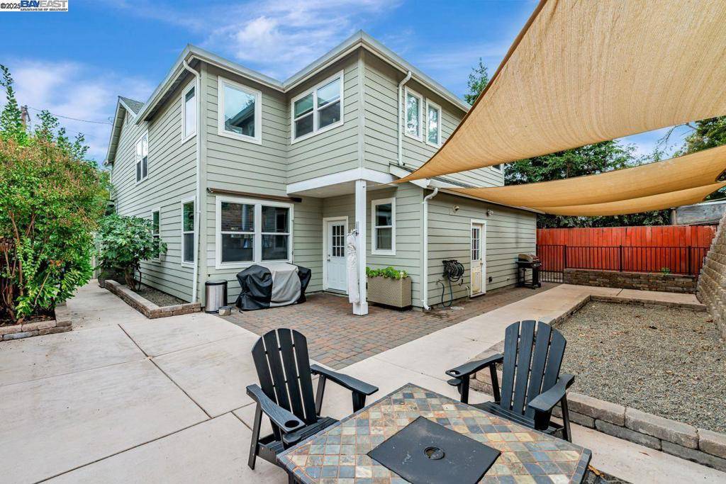 Martinez, CA 94553,1115 Vine Ave