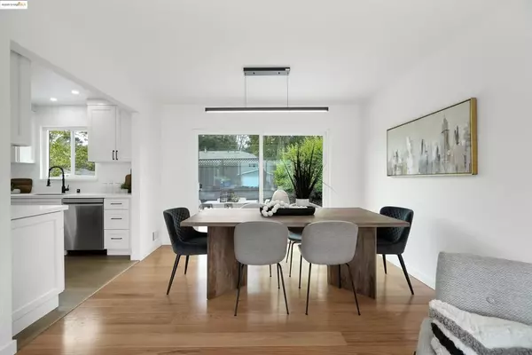 Oakland, CA 94605-5608,4847 Dunkirk Ave