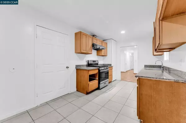 Richmond, CA 94804,436 Marina Way S