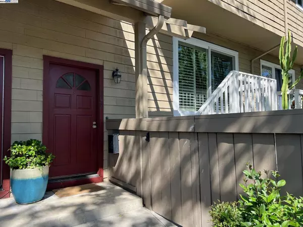 Pleasanton, CA 94566,728 Palomino Dr