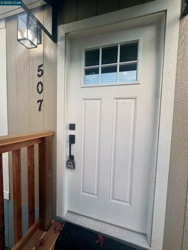 507 E Locust St, Lodi, CA 95240