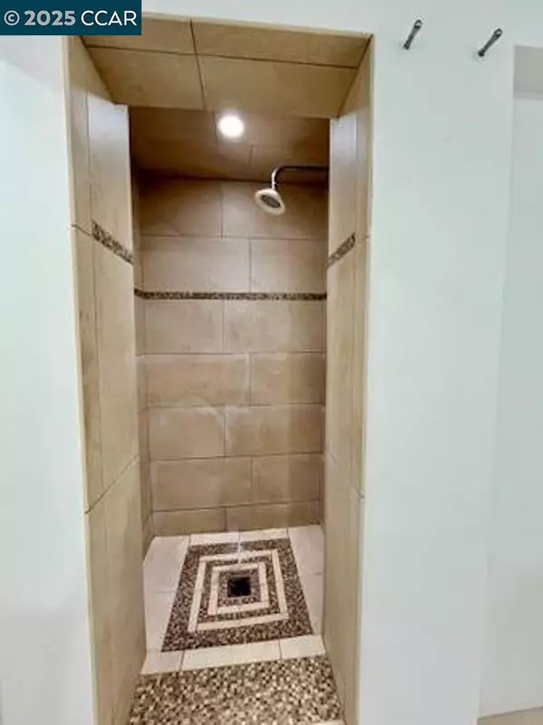 San Francisco, CA 94131,449 Burnett