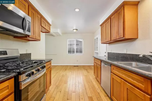 Sacramento, CA 95822,7537 Collingwood St